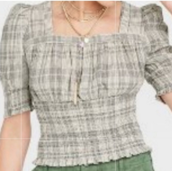 Universal Thread Tops - NEW Universal Thread Top